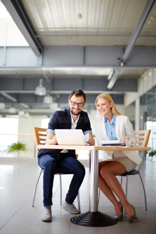 networking two business people meeting 34414387